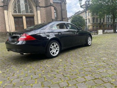 Usata Mercedes CLS320 224 CV (164 kW) 2007 Nero Coupé