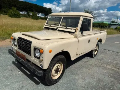 Gebraucht Land Rover 3 109 PS (80 kW) 1978 Grau SUV