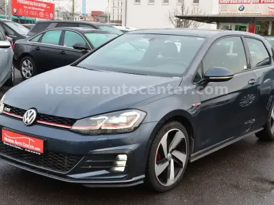 Gebraucht VW Golf VII GTI 230 PS (169 kW) 2018 Dark iron blue Limousine