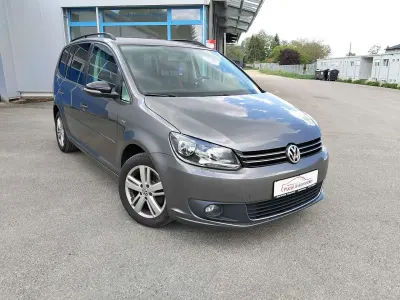 Gebraucht VW Touran Match 105 PS (77 kW) 2013 Pepper grey metallic Van / Kleinbus