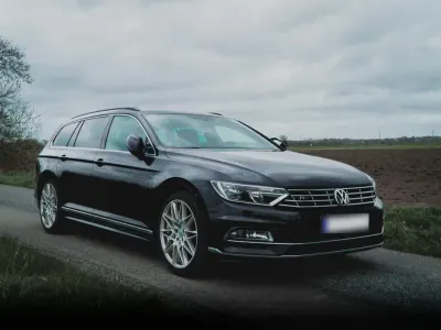Usata VW Passat R-line 150 CV (110 kW) 2018 Nero Station wagon