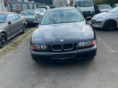 Gebraucht BMW 520 150 PS (110 kW) 1999 Schwarz Limousine