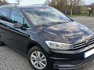 Gebraucht VW Touran IQ Drive 150 PS (110 kW) 2023 Schwarz Van / Kleinbus
