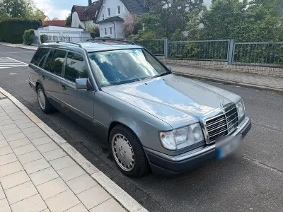 Gebraucht Mercedes E300 180 PS (132 kW) 1992 Silber Kombi