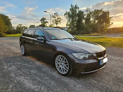 Gebraucht BMW 325 Performance 218 PS (160 kW) 2008 Grau Limousine