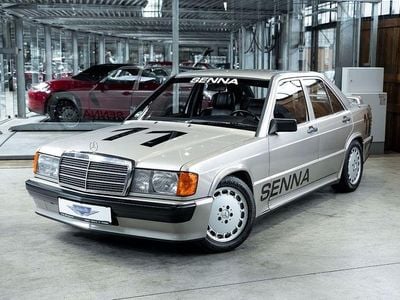 Usata Mercedes 190 185 CV (136 kW) 1985 Argento Berlina