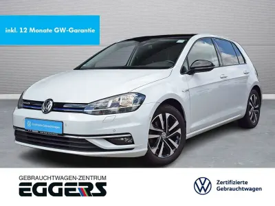 Gebraucht VW Golf VII IQ Drive 131 PS (96 kW) 2019 Weiß Limousine
