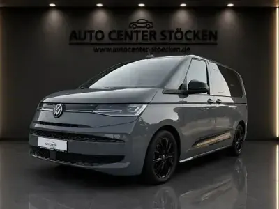 Gebraucht VW Multivan Edition 150 PS (110 kW) 2023 Pure grey Van / Kleinbus