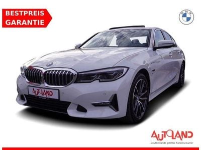 Gebraucht BMW 330e Luxury Line 252 PS (185 kW) 2022 Alpinweiss iii Limousine