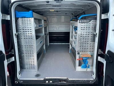 Weiß Gebraucht 2018 Opel Vivaro Van / Kleinbus | 14.500 € (Guter Preis)