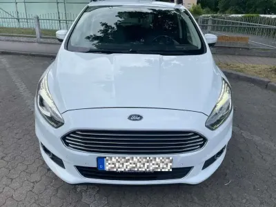 Gebraucht Ford S-MAX Titanium 209 PS (153 kW) 2016 Weiß Van / Kleinbus