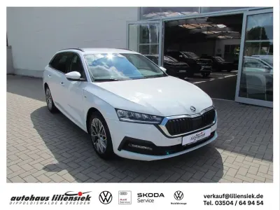 Gebraucht Skoda Octavia Ambition 150 PS (110 kW) 2023 Weiß Kombi