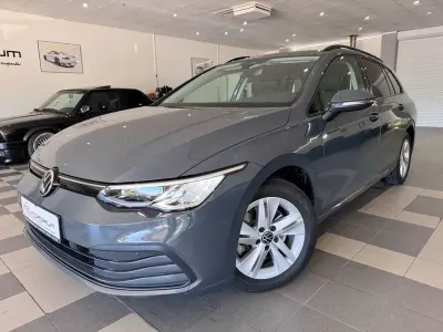 Gebraucht VW Golf VIII Life 150 PS (110 kW) 2021 Grau Kombi