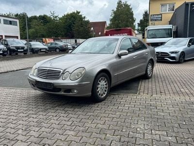 Mercedes E320