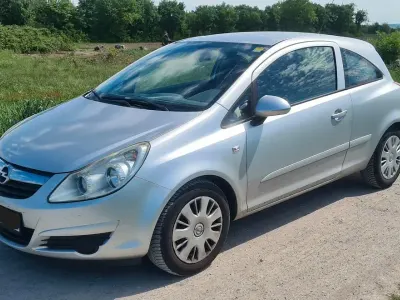 Używany Opel Corsa Edition 80 KM (58 kW) 2007 Szary Hatchback