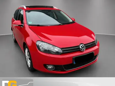 Gebraucht VW Golf VI Highline 105 PS (77 kW) 2010 Rot Kleinwagen