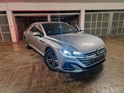 Usata VW Arteon R-line 200 CV (147 kW) 2021 Argento Berlina