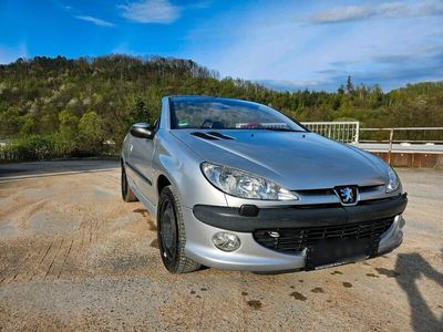 gebraucht Peugeot 206 CC TÜV neu