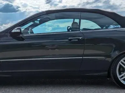 Gebraucht Mercedes CLK200 Avantgarde 163 PS (119 kW) 2005 Schwarz Cabrio