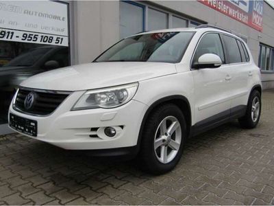 gebraucht VW Tiguan Track , 8 Fach Bereifung, 4Motion, Leder