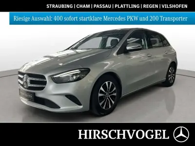 Gebraucht Mercedes B180 Style 136 PS (100 kW) 2022 Iridiumsilber metallic Van / Kleinbus