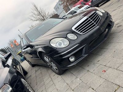 Mercedes E280