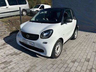 Weiß Gebraucht 2016 Smart ForTwo Coupé Coupé | 5.950 €