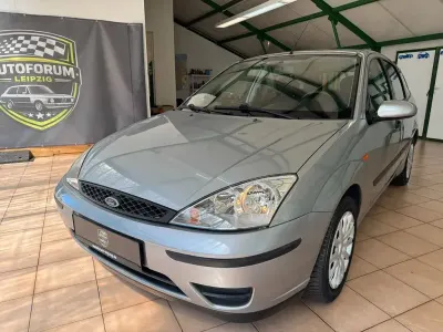 Gebraucht Ford Focus Ambiente 101 PS (74 kW) 2002 Blau Limousine