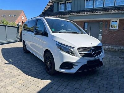 Usata Mercedes V300 237 CV (174 kW) 2023 Bianco Monovolume