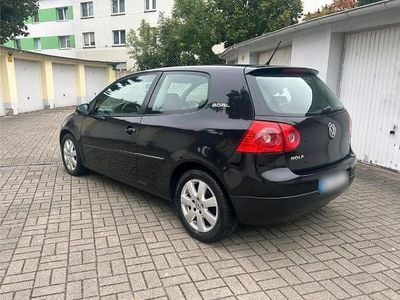 Gebraucht VW Golf V Edition 101 PS (74 kW) 2006 Schwarz Kleinwagen
