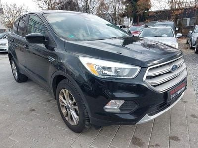 Gebraucht Ford Escape SE 181 PS (133 kW) 2019 Schwarz SUV