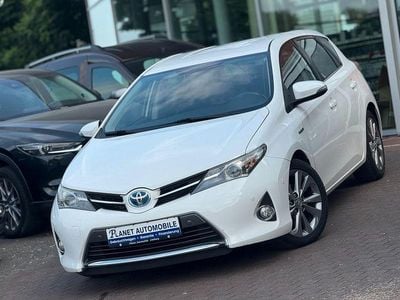 Toyota Auris Hybrid
