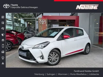 Gebraucht Toyota Yaris Edition 111 PS (81 kW) 2017 Schneeweiß Kleinwagen