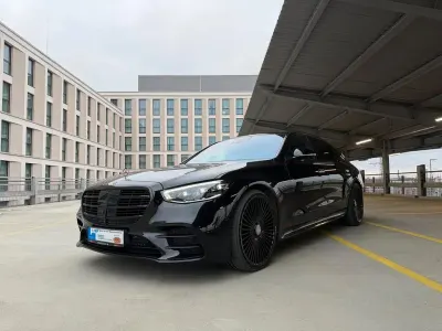 Używany Mercedes S500 AMG 449 KM (330 kW) 2023 Czarny Sedan/Limuzyna