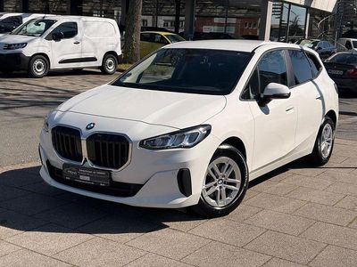 Gebraucht BMW 218 Active Tourer Performance 150 PS (110 kW) 2022 Weiß Van / Kleinbus