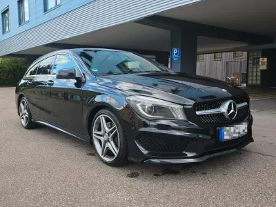 Gebraucht Mercedes CLA220 177 PS (130 kW) 2015 Schwarz Limousine
