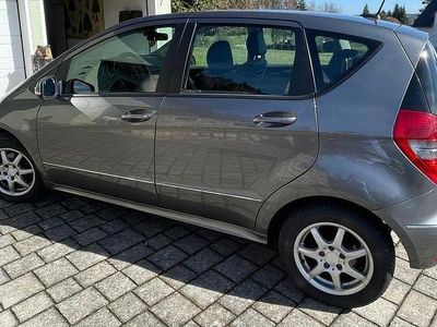 Usata Mercedes A150 Avantgarde 95 CV (69 kW) 2009 Grigio Berlina
