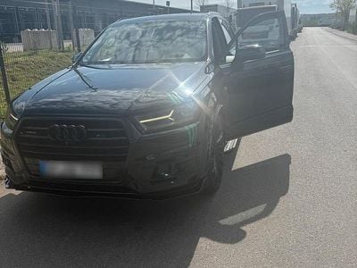 Usado Audi Q7 Design 270 HP (198 kW) 2017 Preto SUV