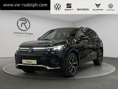 Gebraucht VW Tiguan R-line 150 PS (110 kW) 2024 Grenadillschwarz metallic SUV