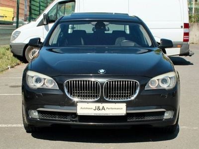 BMW 750