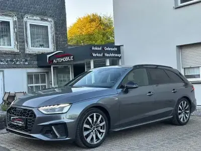 Gebraucht Audi A4 S-Line 204 PS (150 kW) 2022 Daytonagrau perleffekt Kombi