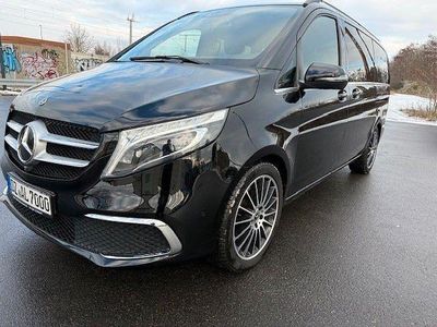 Schwarz Gebraucht 2020 Mercedes V300 Exclusive Van / Kleinbus | 57.400 € (Guter Preis)