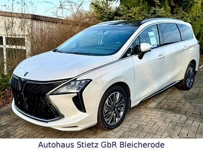 Neu DFSK Forthing 4 177 PS (130 kW) 2025 Weiß Van / Kleinbus