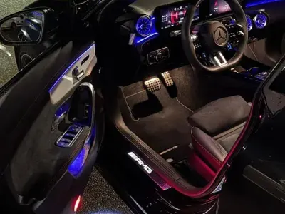 Gebraucht Mercedes CLA45 AMG AMG 421 PS (309 kW) 2023 Schwarz Limousine