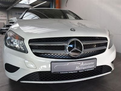 Gebraucht Mercedes A200 156 PS (114 kW) 2014 Weiß Limousine