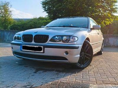 Gebraucht BMW 316 116 PS (85 kW) 2002 Silber Limousine