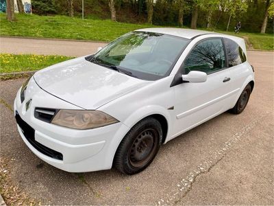 gebraucht Renault Mégane 1.6 Confort Dynamique (1.2 Jahre TÜV)