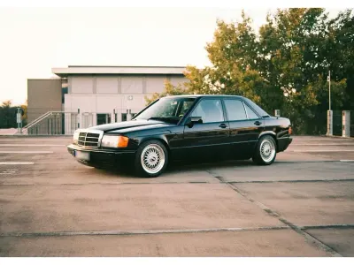 Gebraucht Mercedes 190 122 PS (89 kW) 1993 Schwarz Limousine