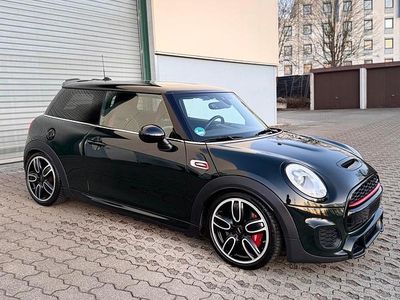 Gebraucht Mini John Cooper Works 231 PS (169 kW) 2018 Grün Kleinwagen