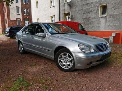 Mercedes C180